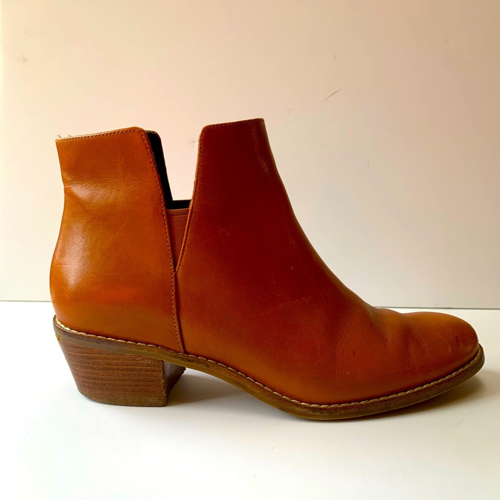 Cole Haan Abbot Bootie 6.5 Brown Tan Leather Ankle Heeled